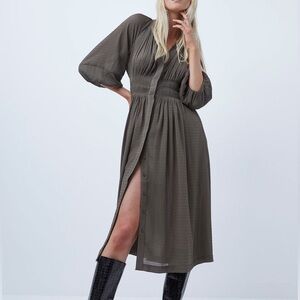 French Connection Cora Pleated Midi Dress Sz 6 (DJ4)